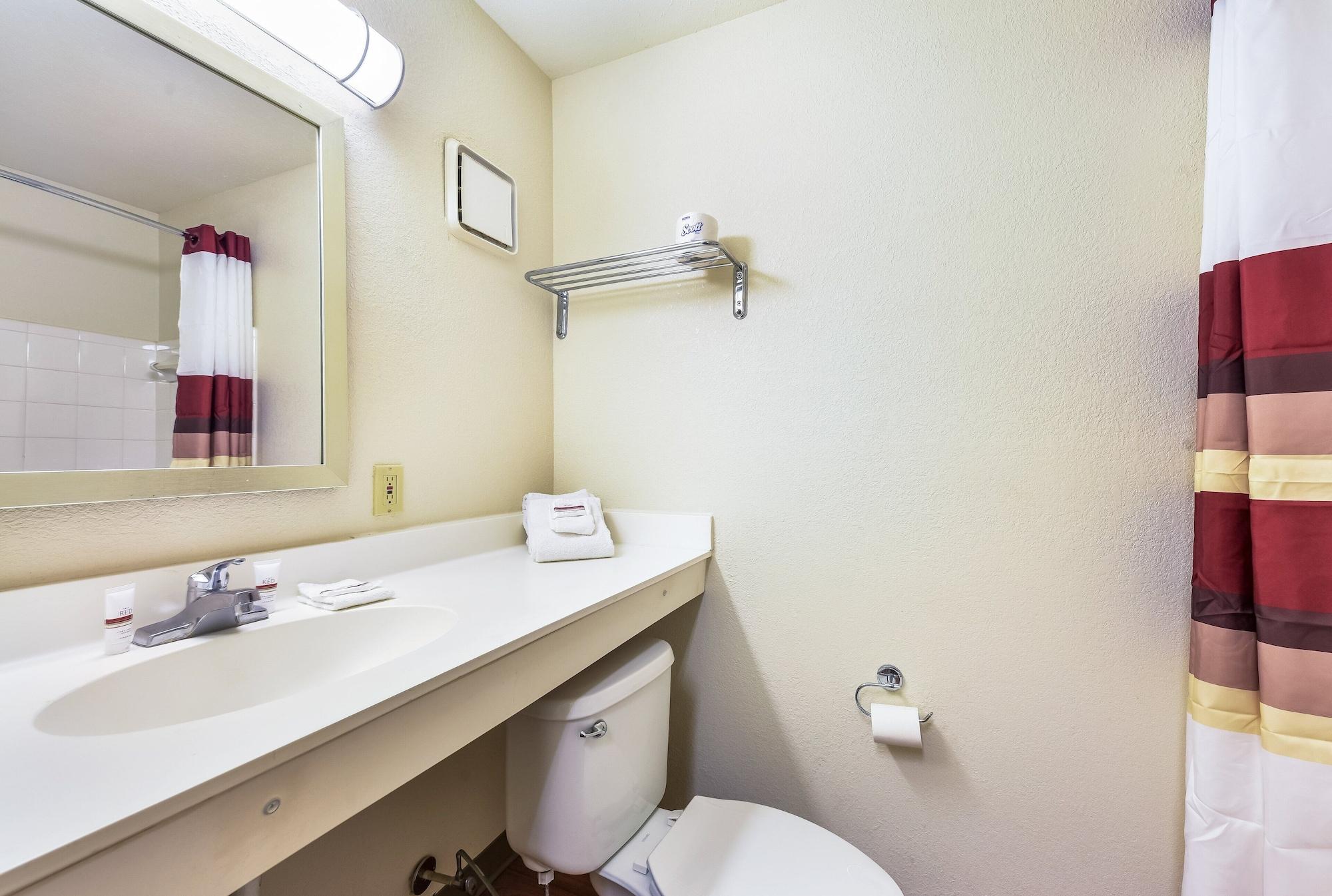 Hometowne By Red Roof Dallas - North - Tollway Motel